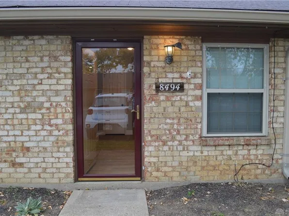 8494 Woodgrove Dr, Dayton, OH 45458