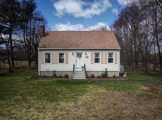 391 Chestnut St, Franklin, MA 02038