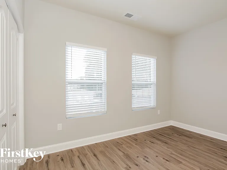5109 Tuckaseegee Rd — Photo 10
