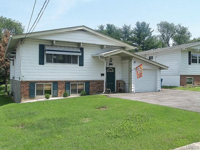 1st image of 10601 Mert Ave