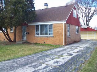46 West Dr, Northlake, IL 60164