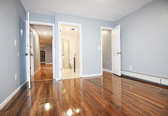 4th image of 1617 Pacific St #2