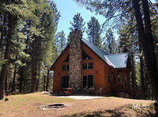 12 Broken Arrow Pl, Cascade, ID 83611