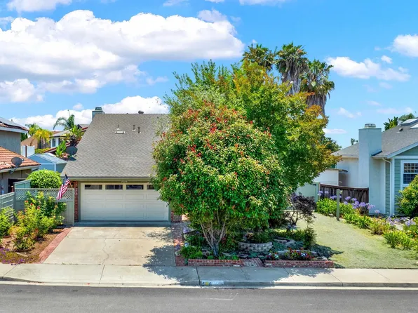 1614 Quiet Hills Dr, Oceanside, CA 92056