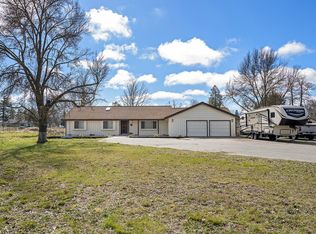 3739 Leonard Rd, Grants Pass, OR 97527