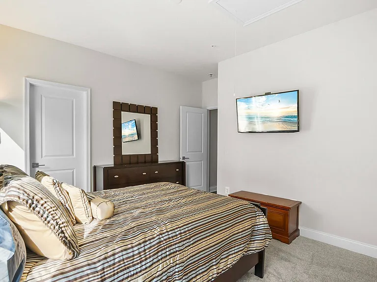 1639 Stream Valley Overlook — Photo 35
