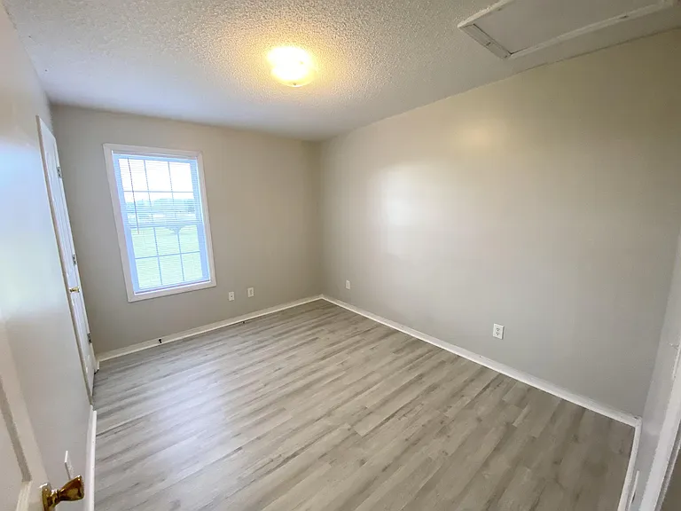 229 Olive Branch Blvd — Photo 10
