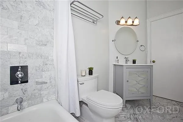 Rented by Oxford Property Group | media 59