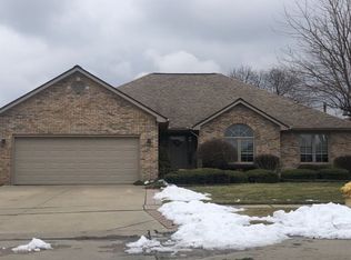 17352 Ring Neck Dr, Macomb, MI 48044