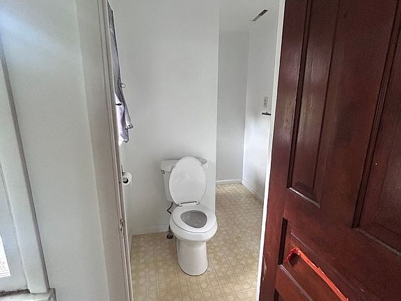 3rd image of 1625 Spear St #1B-1BA-500SQFT