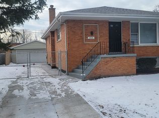 7824 Stickney Ave, Bridgeview, IL 60455