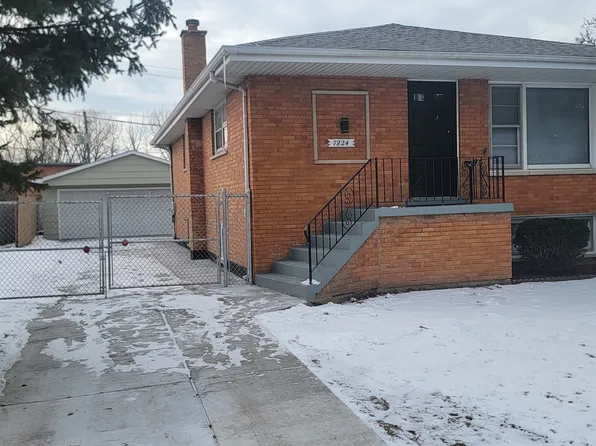 7824 Stickney Ave, Bridgeview, IL 60455