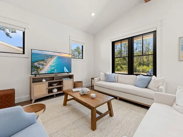 783 Indian Woman Rd #Id1447173p, Pt Washington, FL 32459