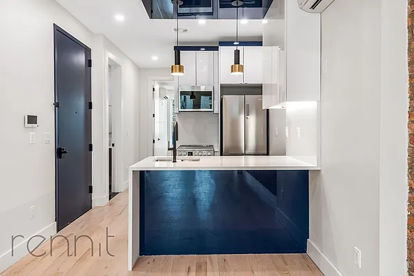 Rented by Rennit Inc. | media 5