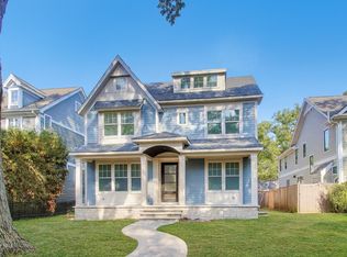 1936 Birchwood Ave, Wilmette, IL 60091