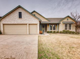 106 Stetson Trl, Georgetown, TX 78633