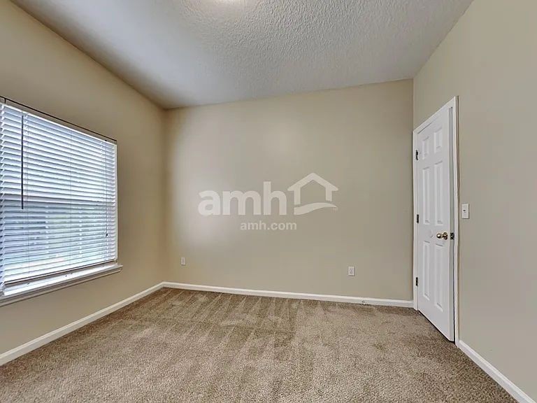 9146 Prosperity Lake Dr — Photo 20