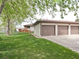 986 5th Ave W, West Fargo, ND 58078