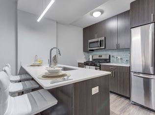 1325 N Wells St #508, Chicago, IL 60610