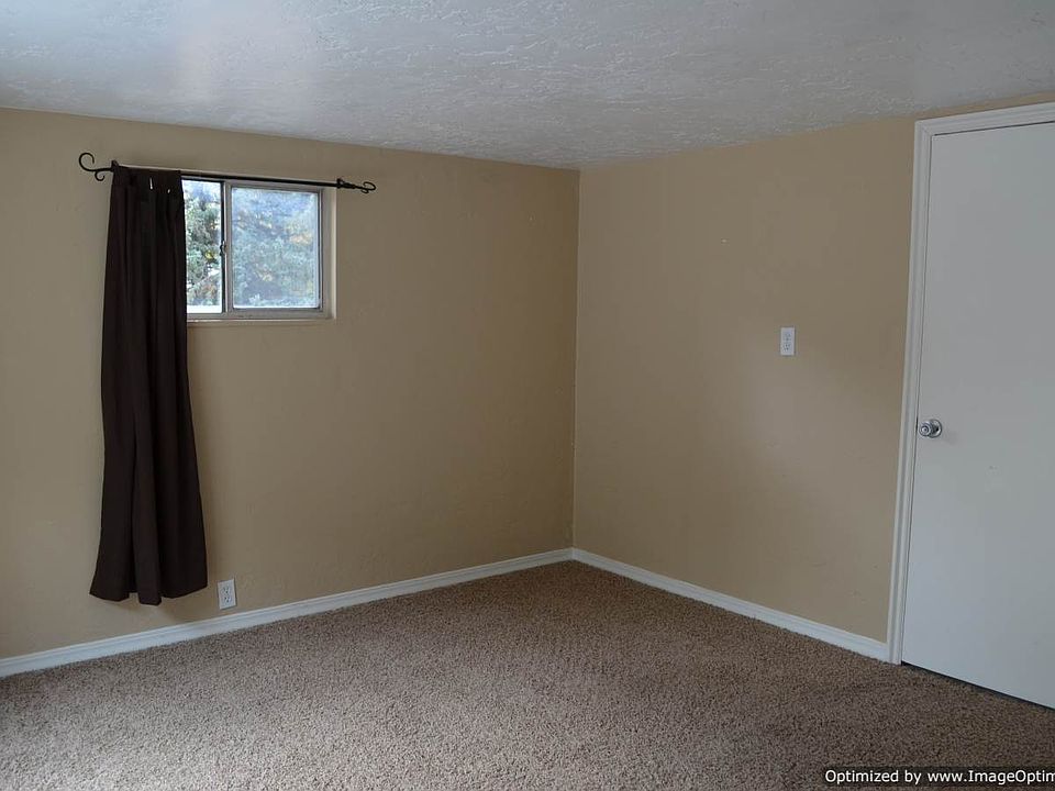 1st image of 314 E Roosevelt Ave