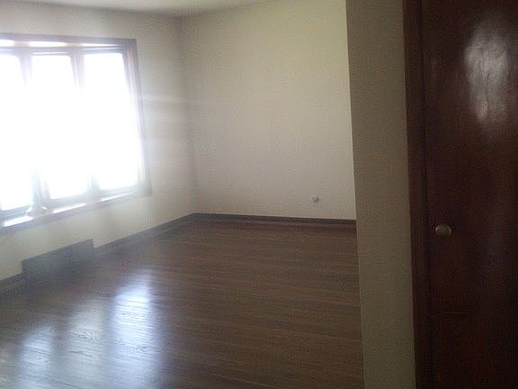 3rd image of 171 Burmon Dr