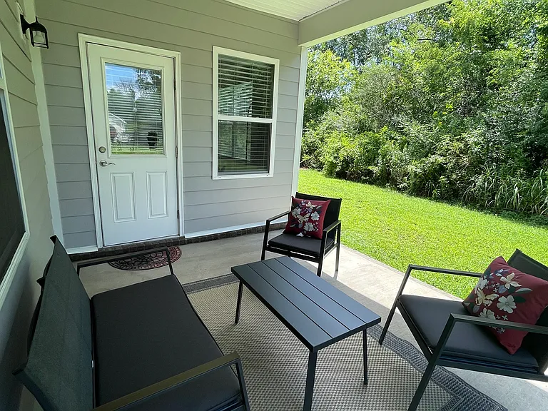 2828 Campanella Dr — Photo 7