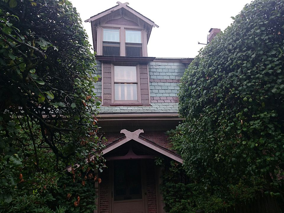 2nd image of 559 Chestnut Hill Ave