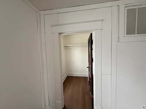 929 Elm St #4 Photo 1