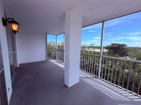 3660 NE 166th St, North Miami Beach, FL