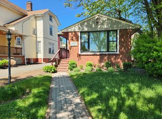 42 Elm St, Montclair, NJ 07042