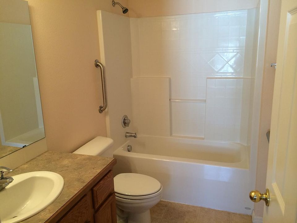 Bathroom 2_07062015