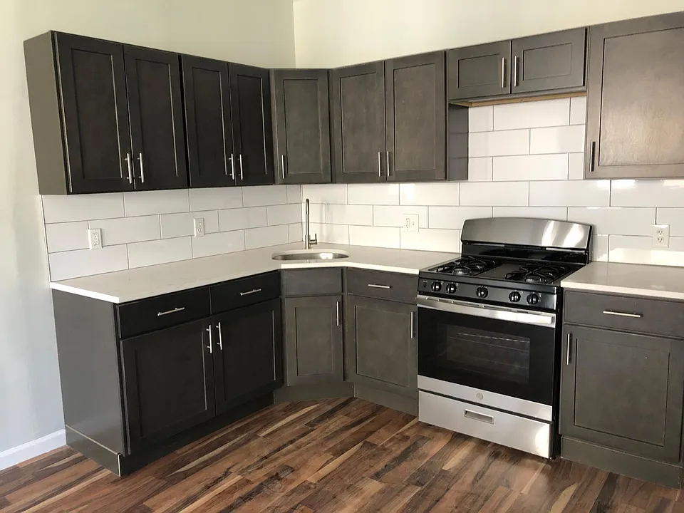 510 Clinton Ave #7