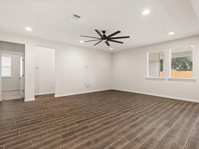 4512 Arques Ave — Photo 7