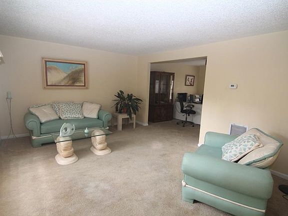 4th image of 4129 Dellbrook Dr