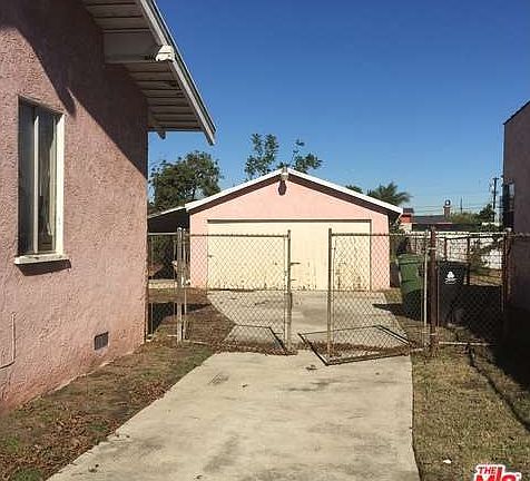 2nd image of 1665 E 113th St