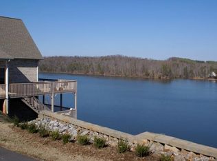 5108 Overlook Dr, Claremont, NC 28610