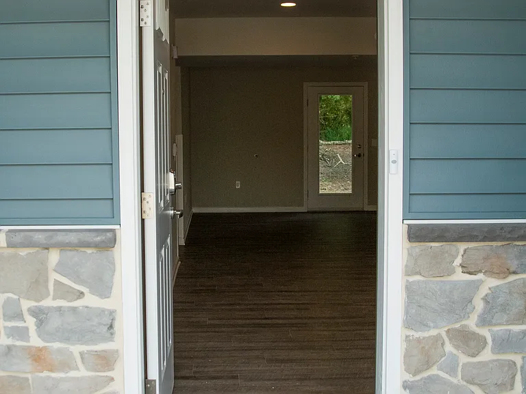 Meadow View Townhomes — Photo 4