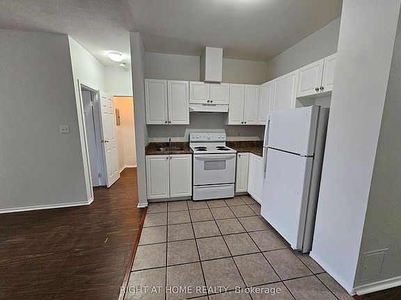 5th image of 1801 Eglinton Ave W #307