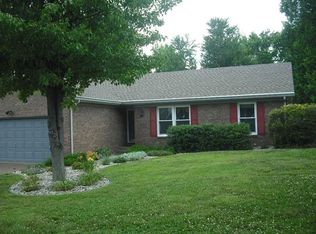 5777 Riceland Dr, Newburgh, IN 47630