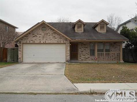 2nd image of 9814 Kenbridge Dr