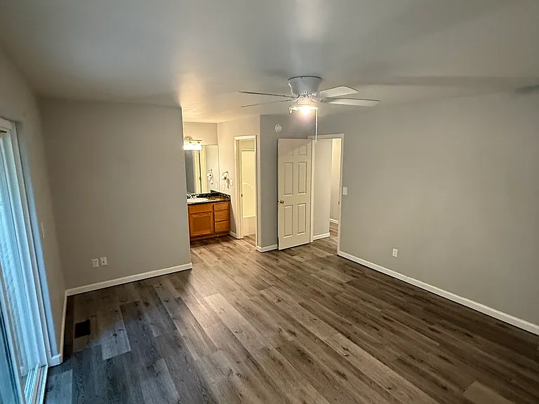 7 Lost Fork Ln — Photo 8