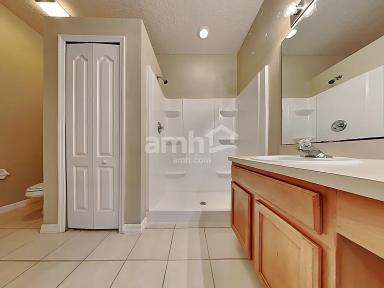 4470 Waterside Pointe Cir — Photo 11