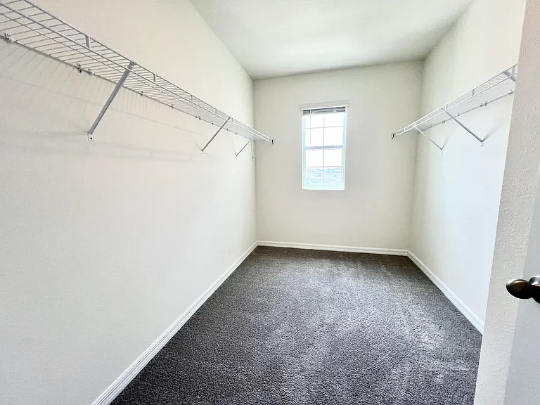 5663 Hollingworth Trl — Photo 22