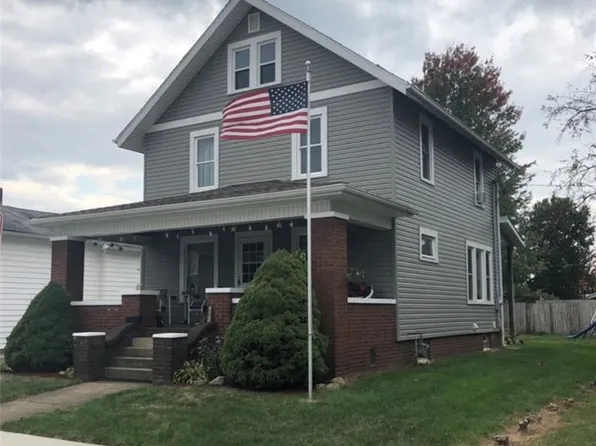 412 2nd St NW, New Philadelphia, OH 44663