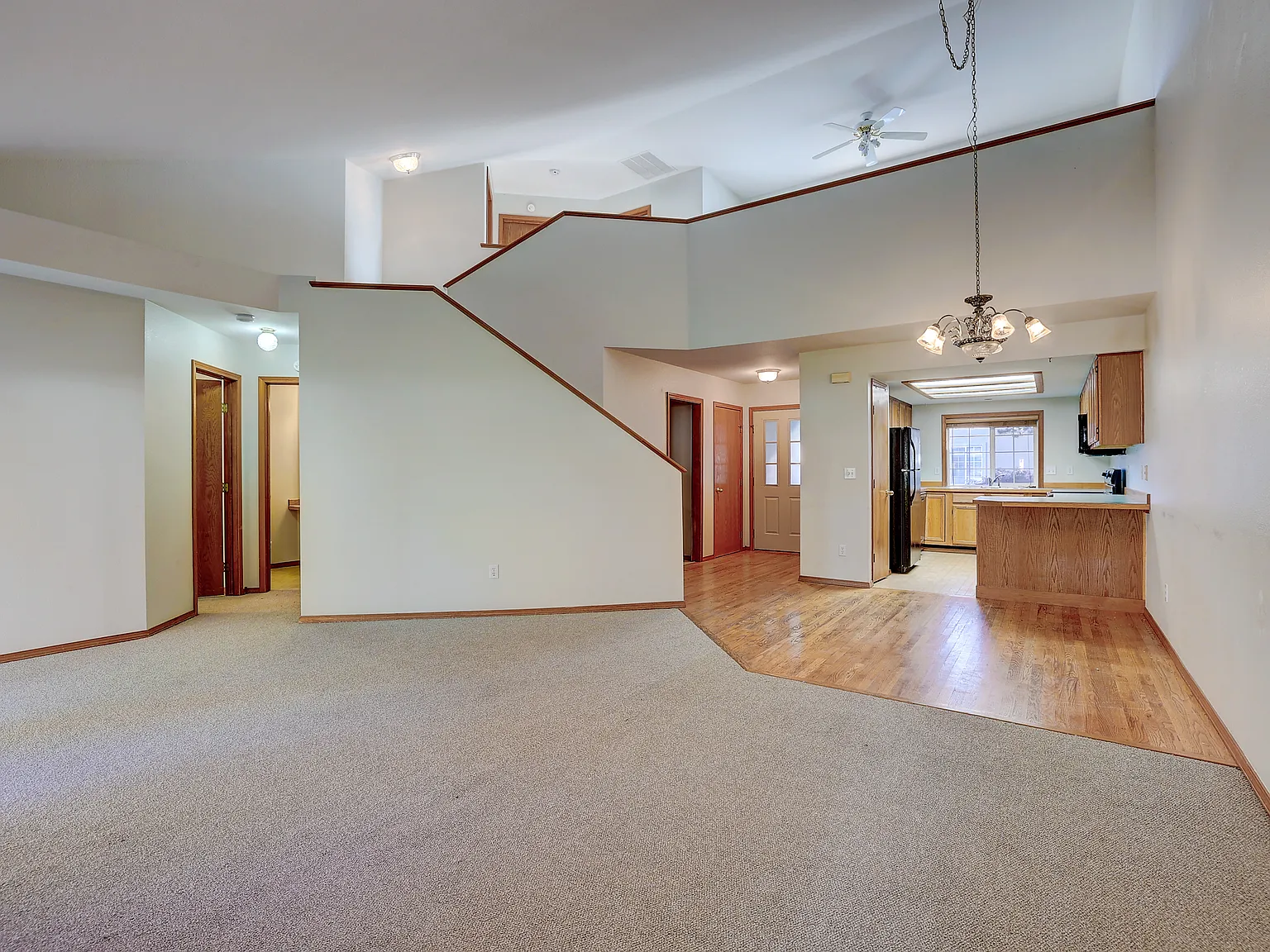 3173 South Crabapple Lane - 1 — Photo 3