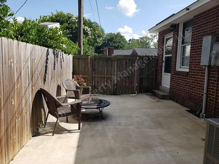 420 Bonham Rd — Photo 18
