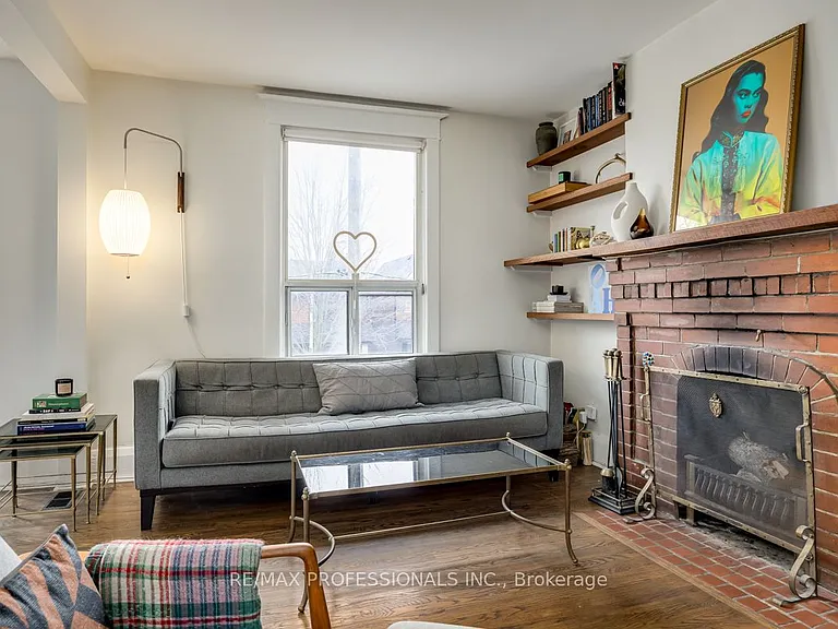 1381 Lansdowne Ave — Photo 21