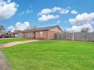 403 W Adams St, Mangum, OK 73554