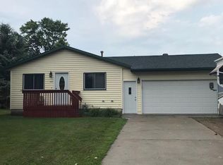 1461 14th St N, Wahpeton, ND 58075