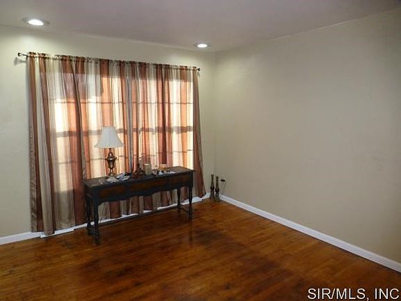 5th image of 5918 Dogwood Ln